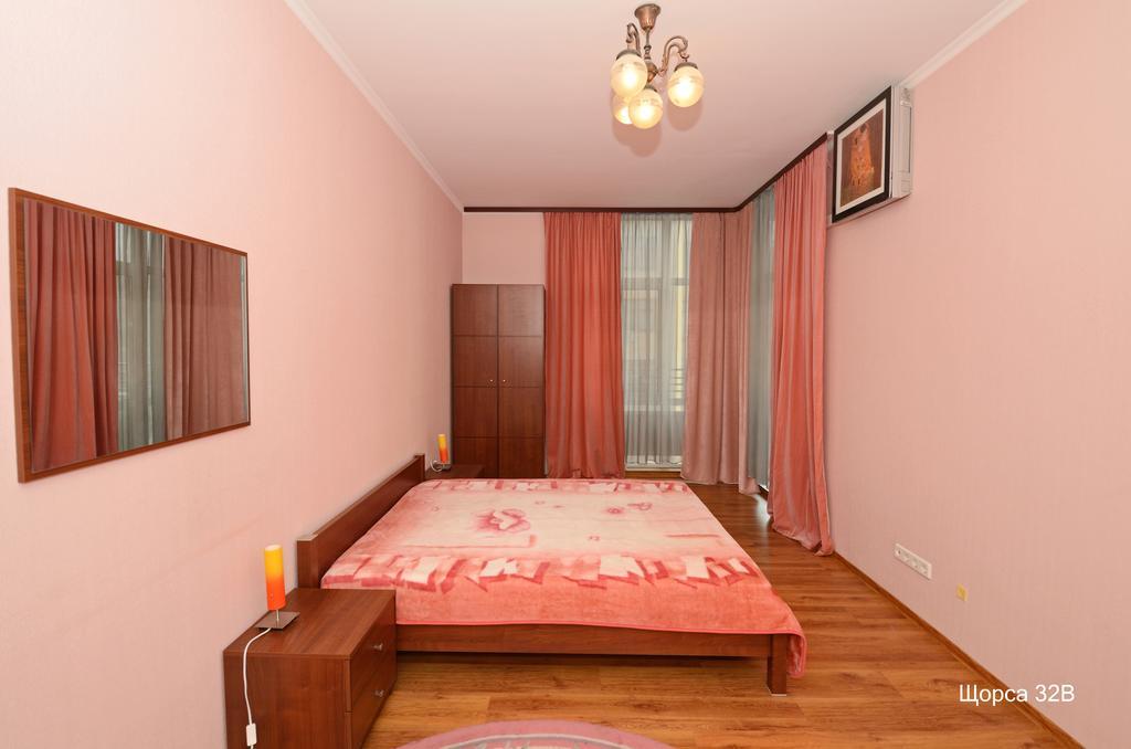 Apartments In The Center Of Pechersk Kiev Exterior foto
